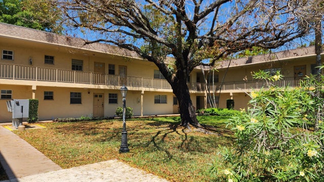 2 of 25 - 1700 Dover Road #111-a, Delray Beach, FL