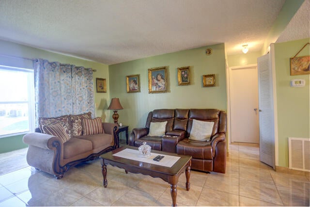 4 of 34 - 235 Golden River Drive, West Palm Beach, FL