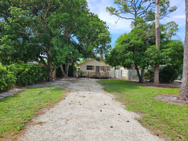 3 of 11 - 409 Perry Avenue, Greenacres, FL