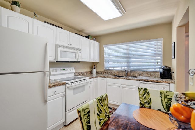 5 of 21 - 2000 S Federal Highway #307, Boynton Beach, FL