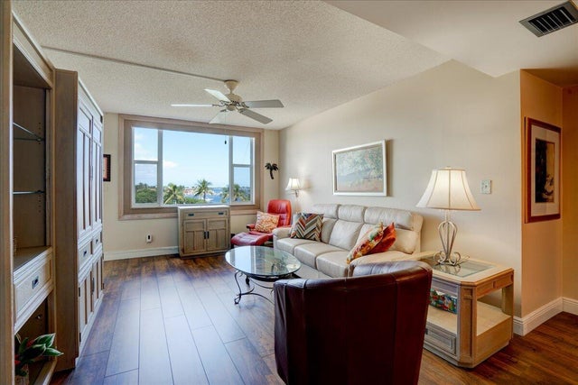 5 of 54 - 1820 New Palm Way #402, Boynton Beach, FL