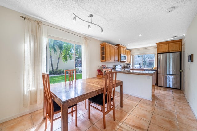 5 of 32 - 3421 Deer Creek Palladian Circle, Deerfield Beach, FL