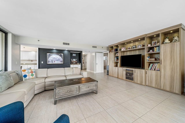 3 of 48 - 5279 Fountains Drive S #405, Lake Worth, FL