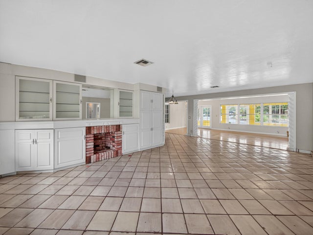 2 of 22 - 1401 Alpha Court N, Lake Clarke Shores, FL
