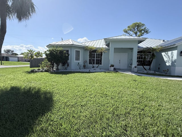 2 of 21 - 2534 Sw National Circle, Port Saint Lucie, FL