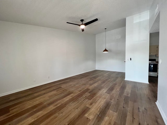 1 of 21 - 6257 Chasewood Drive #f, Jupiter, FL