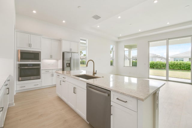 5 of 12 - 9185 Sw Esule Way, Port Saint Lucie, FL