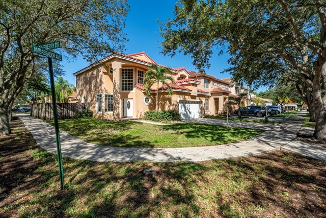 1 of 32 - 2502 Ambassador Avenue, Cooper City, FL