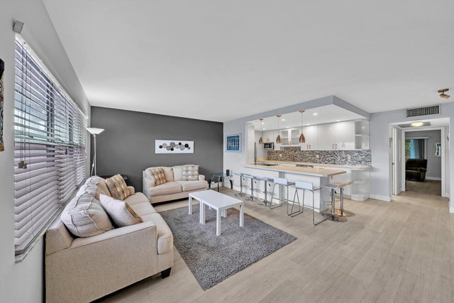 2103 Lucaya Bend #f3, Coconut Creek