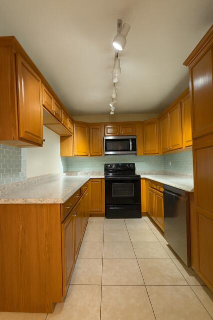 2 of 12 - 3738 Savoy Lane #d1, West Palm Beach, FL
