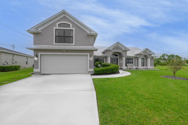 2 of 40 - 5871 Nw Corso Court, Port Saint Lucie, FL