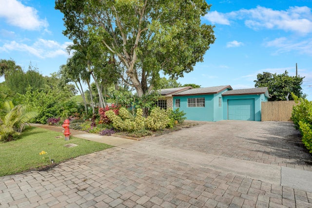 3 of 22 - 2709 Mores Road, West Palm Beach, FL