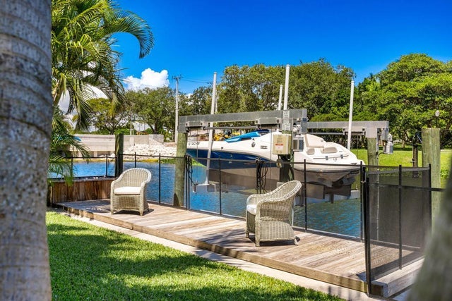 4 of 85 - 6904 Venetian Way, Lake Clarke Shores, FL