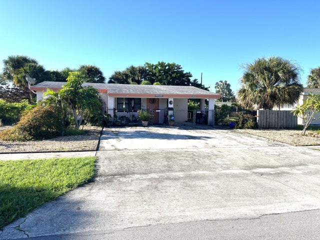 1 of 6 - 2632 Freeport Road, West Palm Beach, FL
