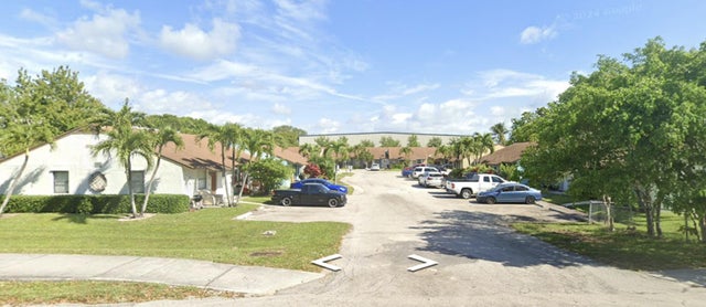 2 of 18 - 2345 N 2nd Avenue N #11, Lake Worth, FL