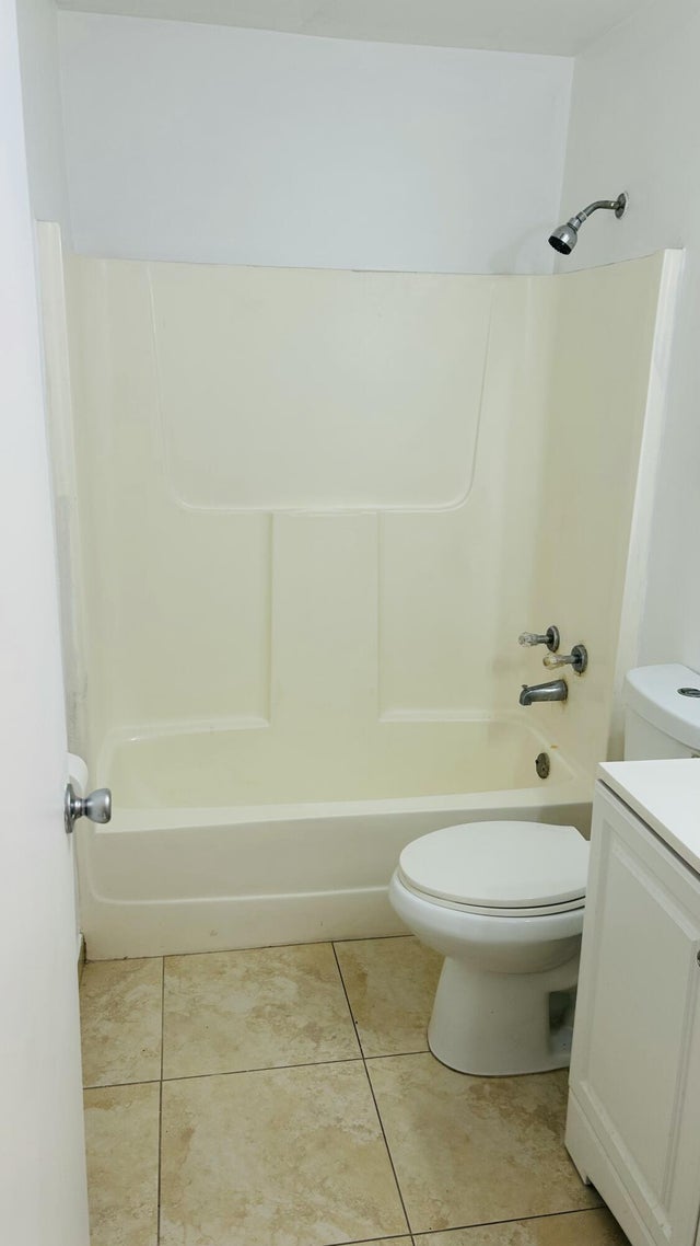 4 of 18 - 2345 N 2nd Avenue N #11, Lake Worth, FL