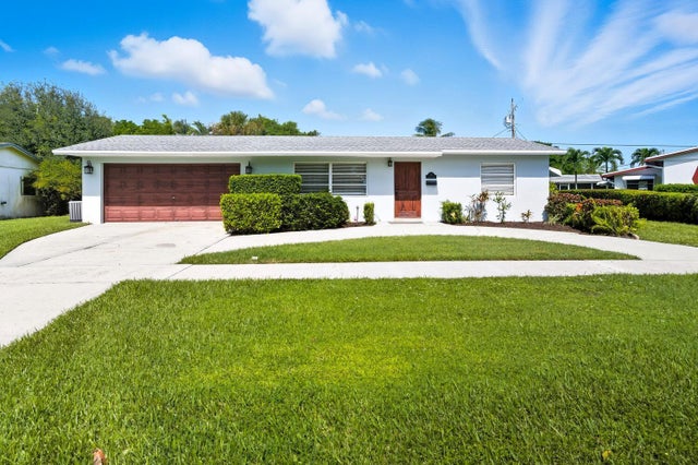 1 of 27 - 760 Cinnamon Road, North Palm Beach, FL