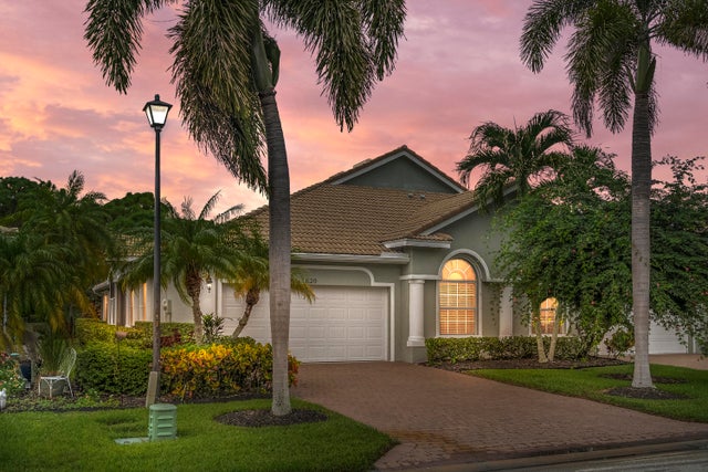 2 of 45 - 620 Nw Red Pine Way, Jensen Beach, FL
