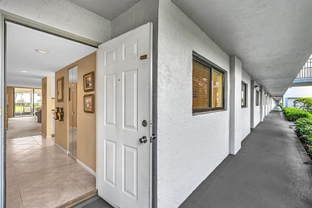 4 of 68 - 15355 Lakes Of Delray Boulevard #104, Delray Beach, FL