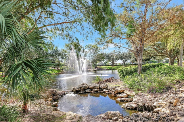 5 of 45 - 2433 Sw Danbury Lane, Palm City, FL