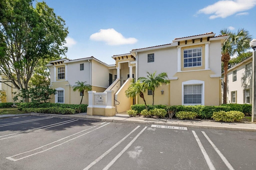 23269 Carolwood Lane #201, Boca Raton