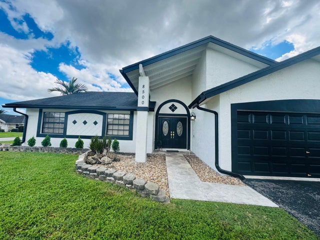 1 of 20 - 8500 Nw 52nd Court, Lauderhill, FL