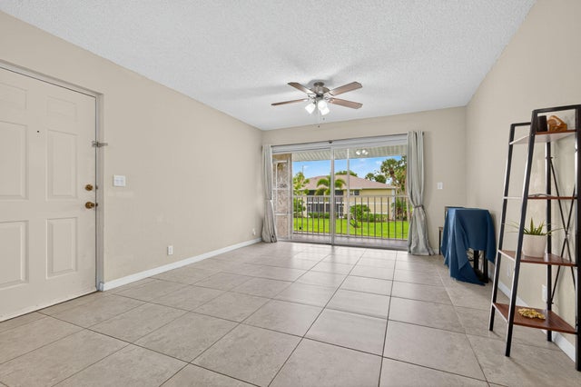 5 of 28 - 1537 Se Royal Green Circle #e #202, Port Saint Lucie, FL