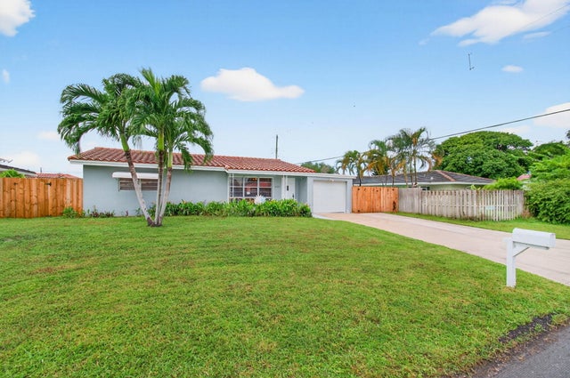 1 of 45 - 2775 Ne 5th Avenue, Boca Raton, FL