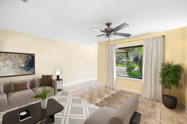 5 of 24 - 301 Nw 42nd Street, Boca Raton, FL