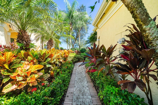 3 of 40 - 114 Palm Point Circle #c, Palm Beach Gardens, FL