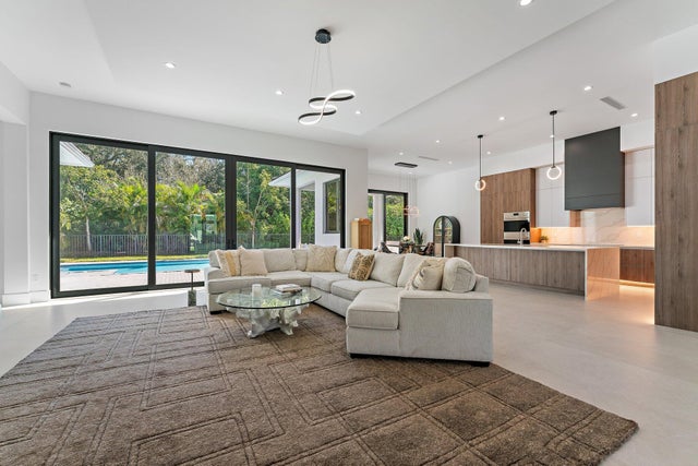 3 of 30 - 18488 Symphony Court, Jupiter, FL