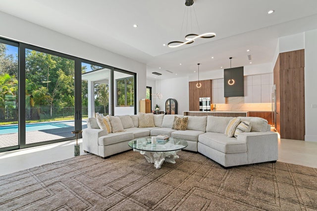 4 of 30 - 18488 Symphony Court, Jupiter, FL