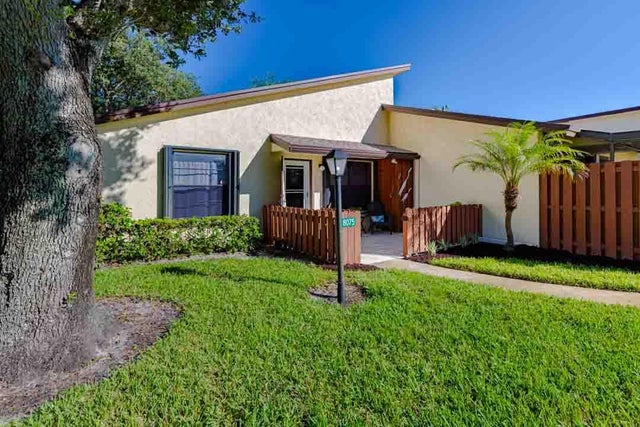 1 of 60 - 8075 Se Villa Circle, Hobe Sound, FL