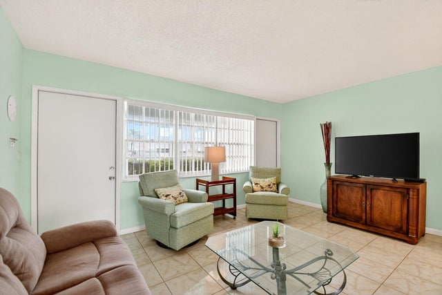 3 of 24 - 5203 Ne 24 Terrace #b-105, Fort Lauderdale, FL