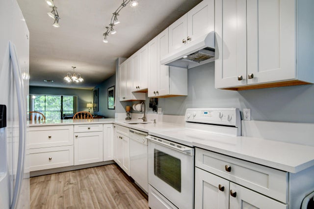 4 of 21 - 48 Stratford Lane W #d, Boynton Beach, FL