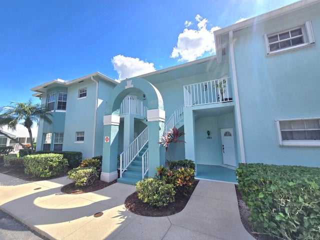 2 of 20 - 1105 Sw Swan Lake Circle #103, Port Saint Lucie, FL