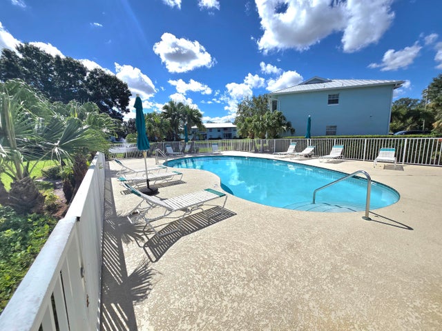 3 of 20 - 1105 Sw Swan Lake Circle #103, Port Saint Lucie, FL