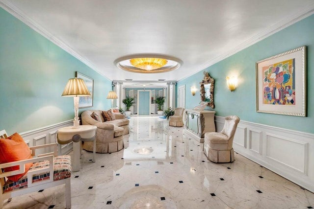 4 of 22 - 100 Royal Palm Way #d1, Palm Beach, FL