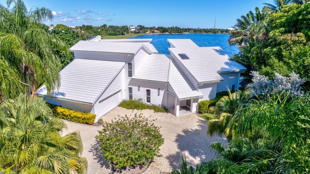 1 of 16 - 4 Woodbrook Circle, West Palm Beach, FL