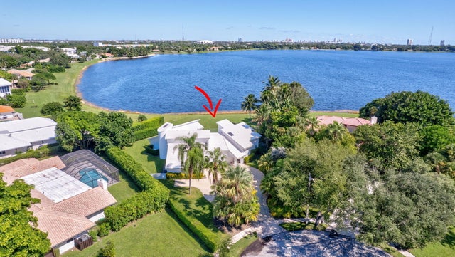 2 of 16 - 4 Woodbrook Circle, West Palm Beach, FL