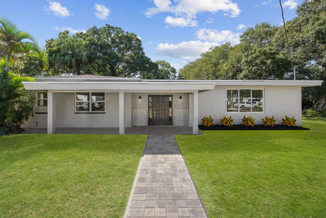 1 of 33 - 1915 S 33rd Street, Fort Pierce, FL