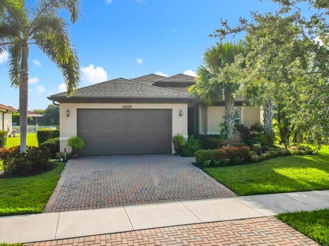 1 of 112 - 12109 Sw Bennington Circle, Port Saint Lucie, FL