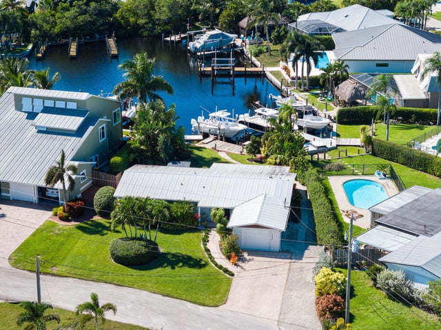 2 of 43 - 1798 Sw Cabin Place, Palm City, FL