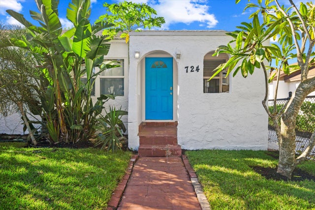 5 of 33 - 724 Mcintosh Street, West Palm Beach, FL