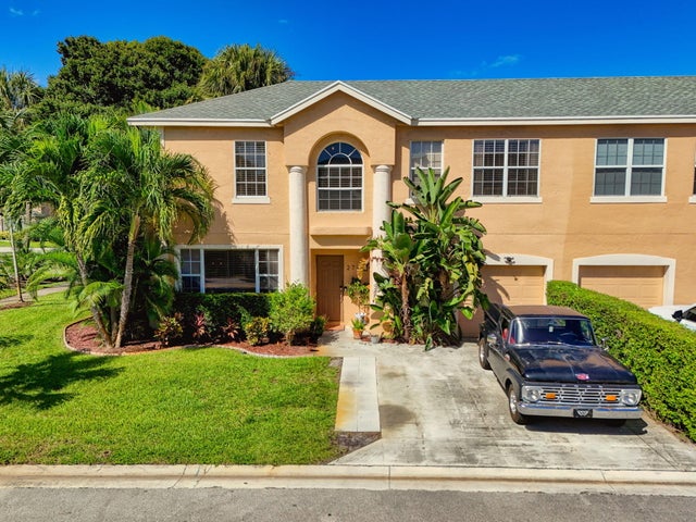 1 of 43 - 279 Live Oak Lane, Jupiter, FL