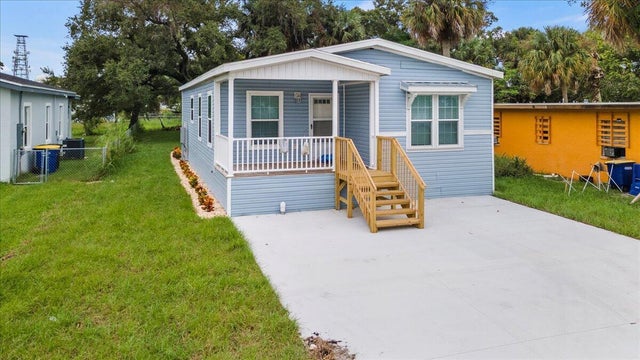 1 of 29 - 805 Avenue B Avenue, Fort Pierce, FL
