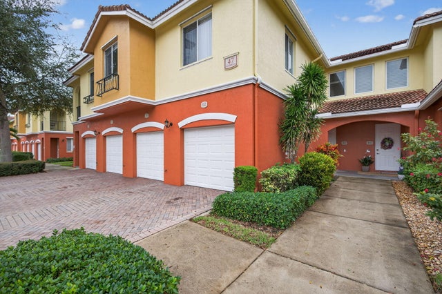 1 of 46 - 47 Se Sedona Circle #102, Stuart, FL
