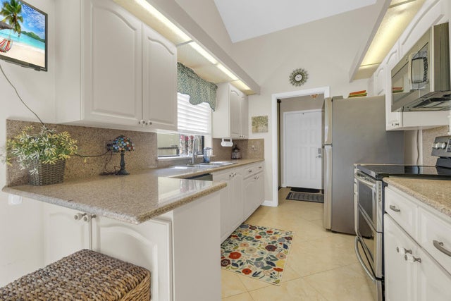3 of 31 - 2855 Eagle Lane, West Palm Beach, FL