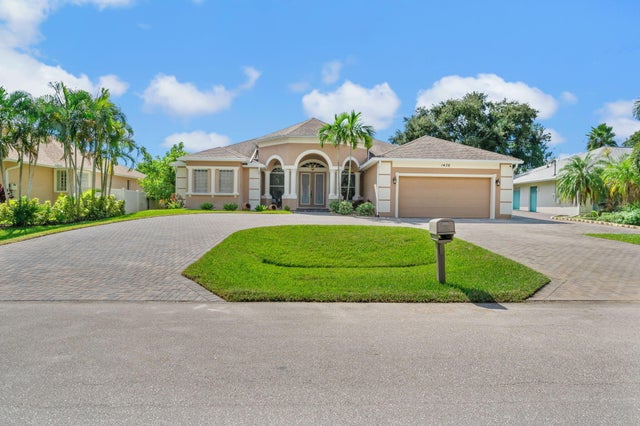 1 of 34 - 1438 Sw Apache Avenue, Port Saint Lucie, FL