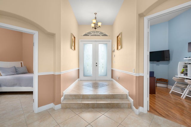 4 of 34 - 1438 Sw Apache Avenue, Port Saint Lucie, FL
